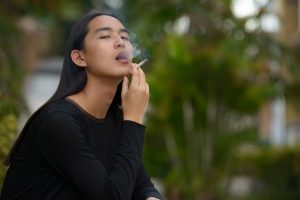 日本電子煙合法嗎？2025日本電子煙規定與日本加熱菸差異一次看懂