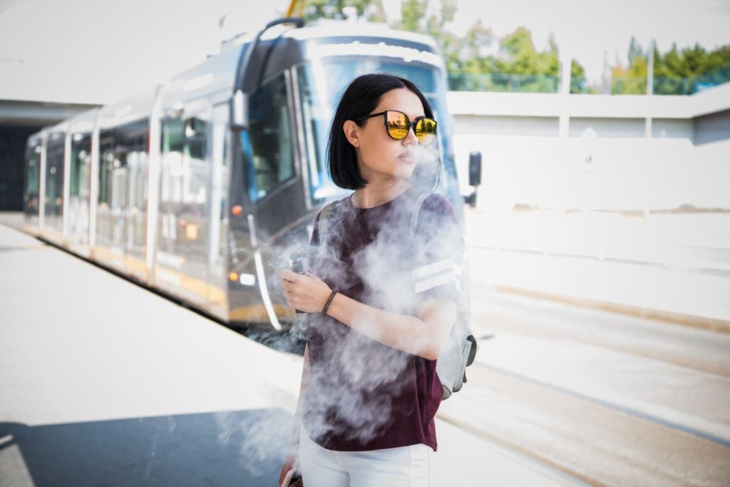 電子煙味道怎麼清除？氣味殘留原因與解決方法